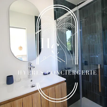 Moderne Giens Proche Piscine Climatisation Wifi By Hc ヴィラ イエール